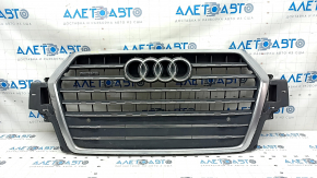 Решетка радиатора grill в сборе Audi Q7 16-19 серая, под парктроники, песок, сколы, царапины