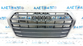 Грати радіатора grill Audi Q5 80A 18-20 в зборі, з емблемами, хром, під парктроніки, пісок