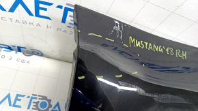 Порог правый Ford Mustang mk6 15- черный, царапины, примят