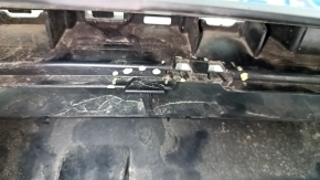 Решетка переднего бампера нижняя BMW 3 F30 16-18 надломана, сломаны крепления, царапины