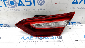 Фонарь внутренний крышка багажника правый Toyota Camry v70 18-20 LED светлый