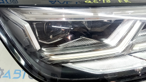 Фара передня права в зборі Audi Q5 80A 18-20 LED, пісок, подряпина