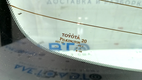 Стекло заднее Toyota Camry v70 18-