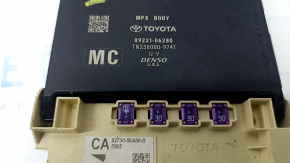 Multiplex Network Control Модулі Toyota Camry v70 18- зламане кріплення