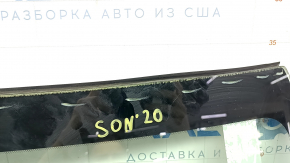 Лобове скло Hyundai Sonata 20 - під камеру, пісок, повітря по краю