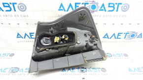 Фонарь правый Toyota Prius V 12-14 дорест, царапины