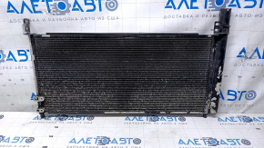 Радиатор кондиционера конденсер Lexus CT200h 11-17 крашен, побиты соты