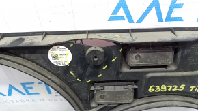 Дифузор кожух радіатора голий VW Tiguan 18-обламаний фрагмент
