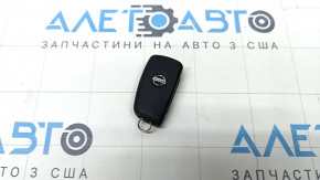 Ключ Nissan Rogue 14-20 3 кнопки, розкладний, подряпини