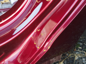 Чверть крило задня ліва Lincoln MKZ 13-20 червона, на кузові, прим'ята, тички