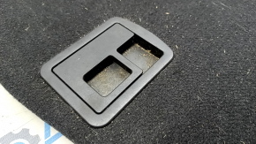 Підлога багажника Audi A6 C7 16-18 рест, тріщина, подряпини на ручці