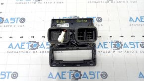 Дефлектор воздуховода центральной консоли с накладкой BMW X5 G05 19-22 черный глянец, потерт
