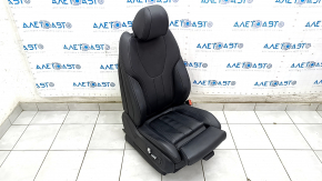 Пассажирское сидение BMW X5 G05 19-23 с airbag, электрическое, подогрев, Sport, кожа черная, царапины