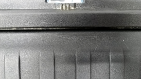 Накладка отвору багажника BMW X5 G05 19-23 чорна, потерта