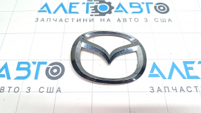 Емблема кришки багажника Mazda 3 14-18 BM, відламана направляйка