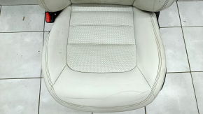 Водительское сидение Mazda CX-5 17- без AIRBAG, кожа grand touring, перфорация, серое, электро, с памятью, подогрев, под химчистку, потерто, отсутствует привод салазок