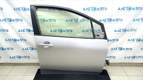 Двері в зборі передня права Toyota Prius 50 16- keyless, срібло 1F7, тичка