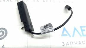 Antenna Amplifier задняя левая Ford Fusion mk5 19-20 сломано крепление