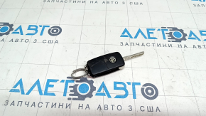 Ключ VW Passat b7 12-15 USA 4 кнопки, раскладной, потертый