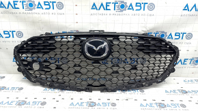 Решетка радиатора grill Mazda 3 19- 4d в сборе, с эмблемой, без заглушки, матовая черная, песок, отверстия под рамку