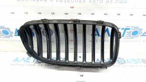 Решітка радіатора grill ліва BMW 5 F10 14-16 хром без нічного бачення, Base, пісок, потерта