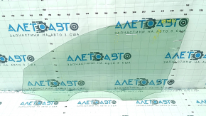 Скло дверей передньої лівої VW Passat 20-22 подряпини