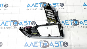 Накладка передней панели левая BMW X7 G07 19-22 Fineline Stripe, коррозия