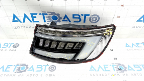 Ліхтар зовнішній крило правий Audi A4 B9 17-19 седан LED, без скла, тріщини, на з/ч