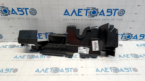 Дефлектор радиатора правый Toyota Rav4 19-21 2.5 OEM