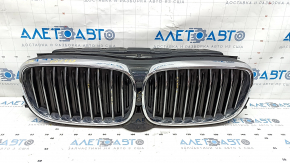 Решітка радіатора grill у зборі BMW 7 G11 G12 16-19 M-Sport, з жалюзі дефлектором радіатора, з моторчиком, під камеру, хром, пісок, потертості, зламане кріплення, нейна камера