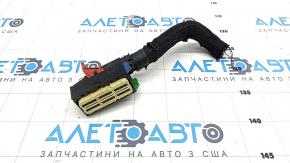 Фишка на блок ECU компьютер двигателя Jeep Grand Cherokee WK2 16-17 3.6 бежевая