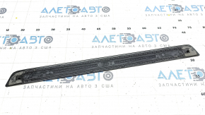 Накладка порога вненшняя передняя правая Audi A5 F5 17- 5D черная с хромом, царапины, надломана направляйка