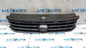 Решітка радіатора grill VW Passat b8 16-19 USA, без емблеми, пісок, подряпини