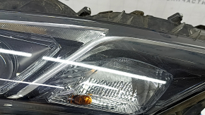 Фара передня ліва в зборі Toyota Camry v70 18-20 галоген + LED, пісок, подряпини