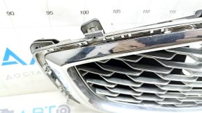 Решетка радиатора grill в сборе с обрамлением Ford Fusion mk5 19-20 хром, titanium, песок