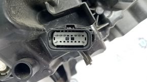 Фара передняя левая в сборе Ford Fusion mk5 17-20 галоген, с DRL, песок, царапины