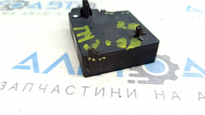 REAR BUMPER BODY CONTROL MODULE BCM Tesla Model 3 18- зламані кріплення, тріщина