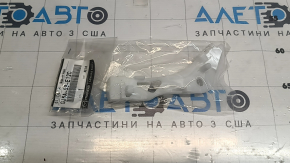 Кріплення переднього бампера ліве коротке Mazda6 03-08 OEM