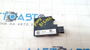 REAR BUMPER BODY CONTROL MODULE BCM Tesla Model 3 18- зламане кріплення