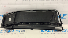 Решетка переднего бампера правая Audi A4 B9 17-17 S-line без радара