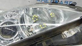 Фара передня права Toyota Prius V 12-14 в зборі дорест LED, пісок, подряпини