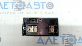 USB Hub, SD-карта Mazda CX-30 20-21