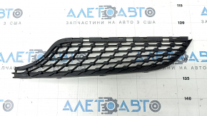 Решітка радіатора grill нижня ліва Mercedes CLA 17-19 сітка, чорна