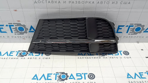 Решітка переднього бампера ліва Audi A3 8V 17-20 без ПТФ S-line