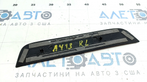 Накладка порога внешняя задняя левая Audi A4 B8 08-16 седан, черная, с хромированной накладкой, потерта