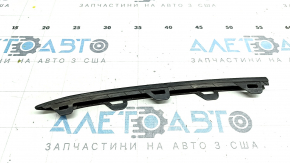Молдинг переднего бампера нижний правый Honda Insight 19-22 структура, песок, тычки