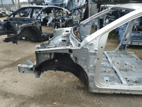 Чверть передня ліва Lexus RX300 RX330 RX350 RX400h 04-09 на кузові срібло