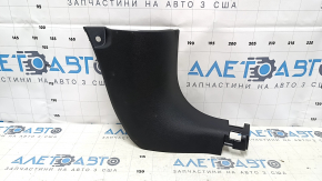 Накладка передней стойки нижняя правая Nissan Sentra 20-24 черная, царапины