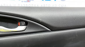 Главный вид задней правой двери марки Honda Insight 2019-2022 с различными недостатками.