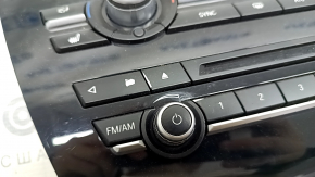 Полный вид задней стороны управления климат-контролем для BMW X5 F15, имеется оригинальная маркировка.